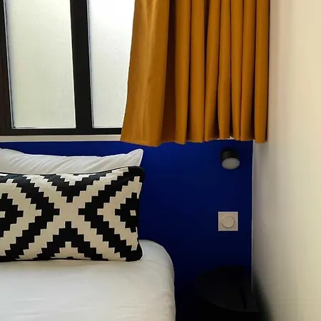 Апартаменты Maison Avec Terrasse - 2bdr - 6 Pers Париж
